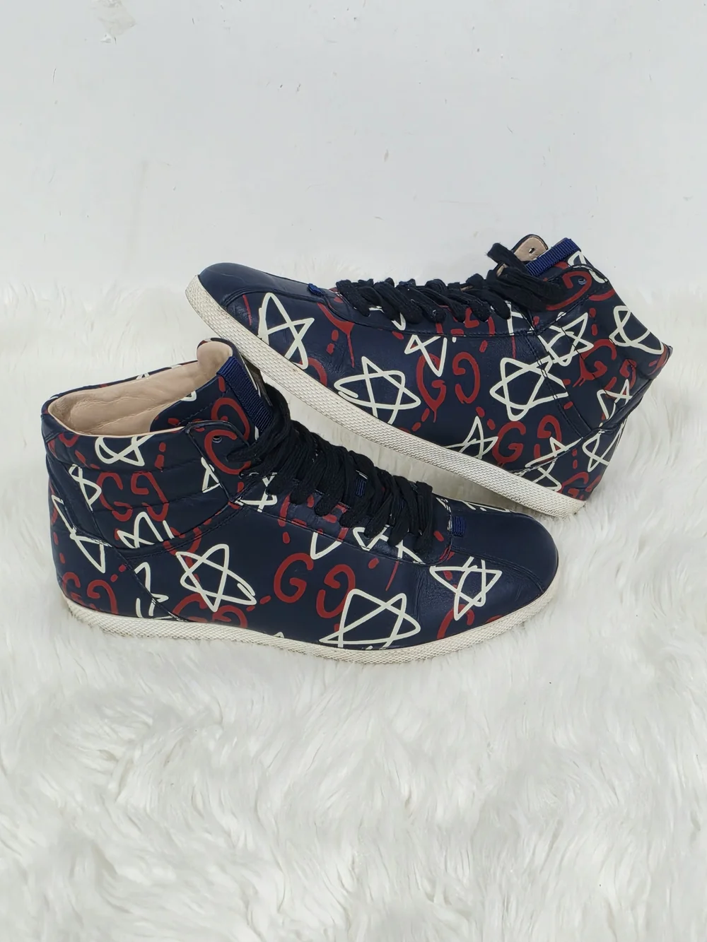 Gucci Navy High-Top Sneakers with Red & White Graphic Print